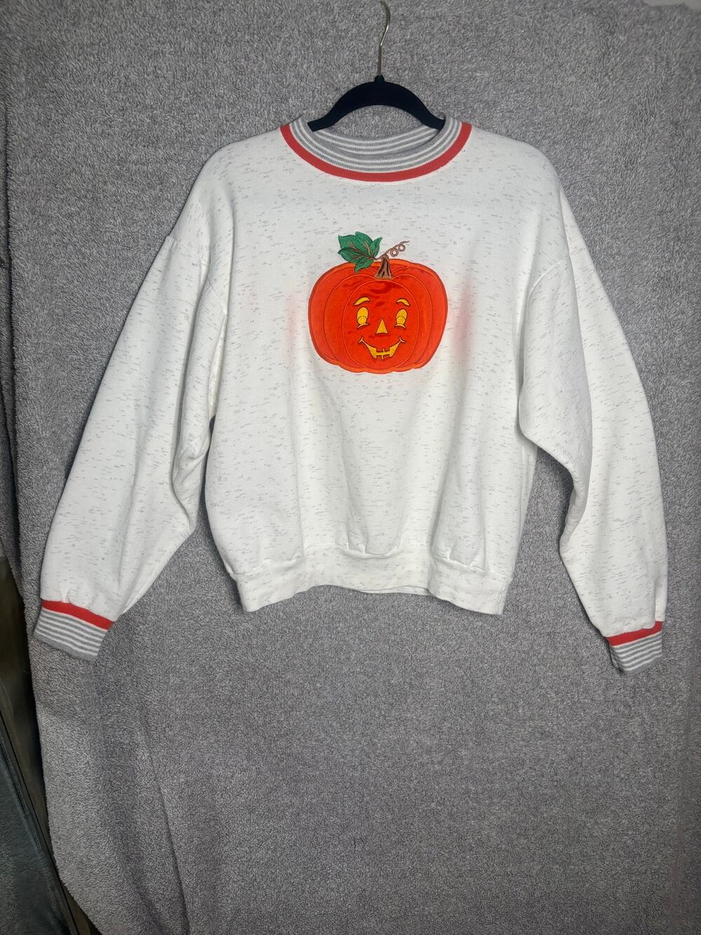 Vintage 90s ME Sportswear Pumpkin Sweatshirt M Halloween - Picture 1 of 4